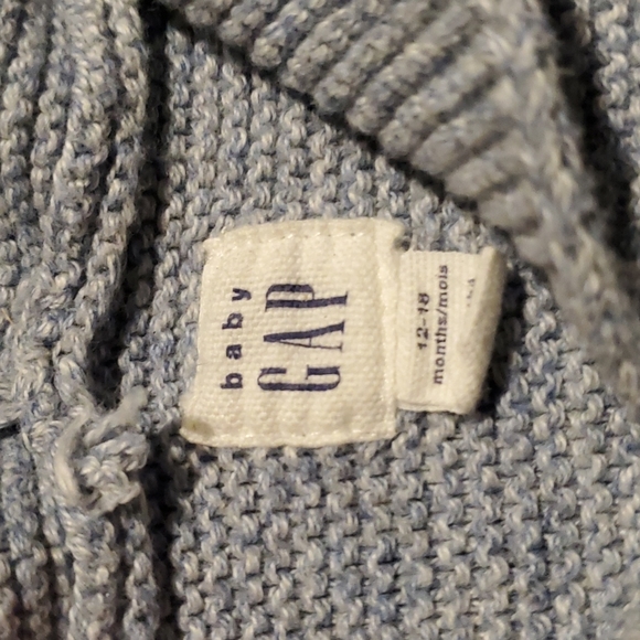 Baby GAP | Toddler Knitted Shark Sweater | Blue Shark | 12-18 Months - Picture 4 of 4